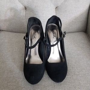 Qupid Black Velvet Heels